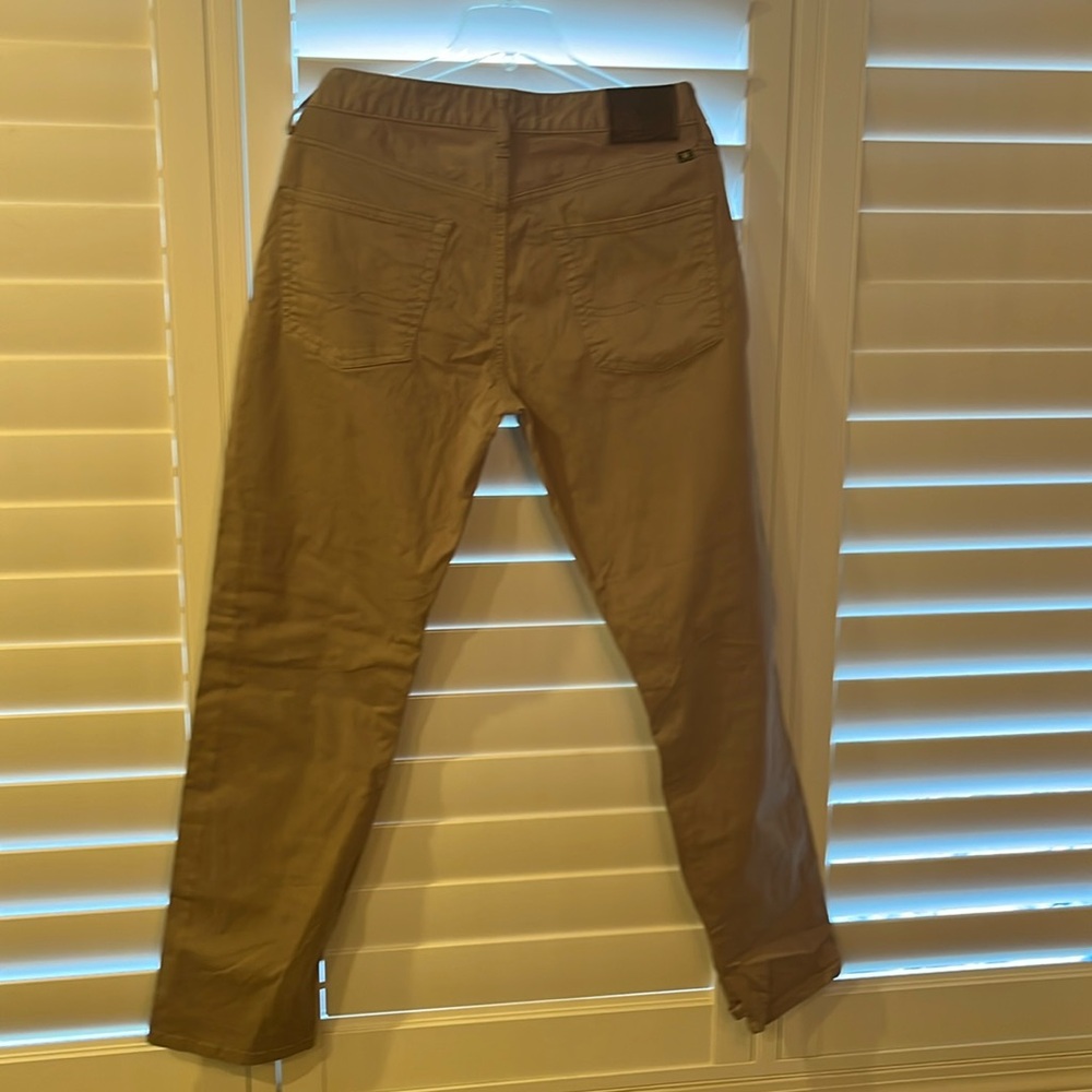 Gently worn men’s Lucky tan jeans, 33x32